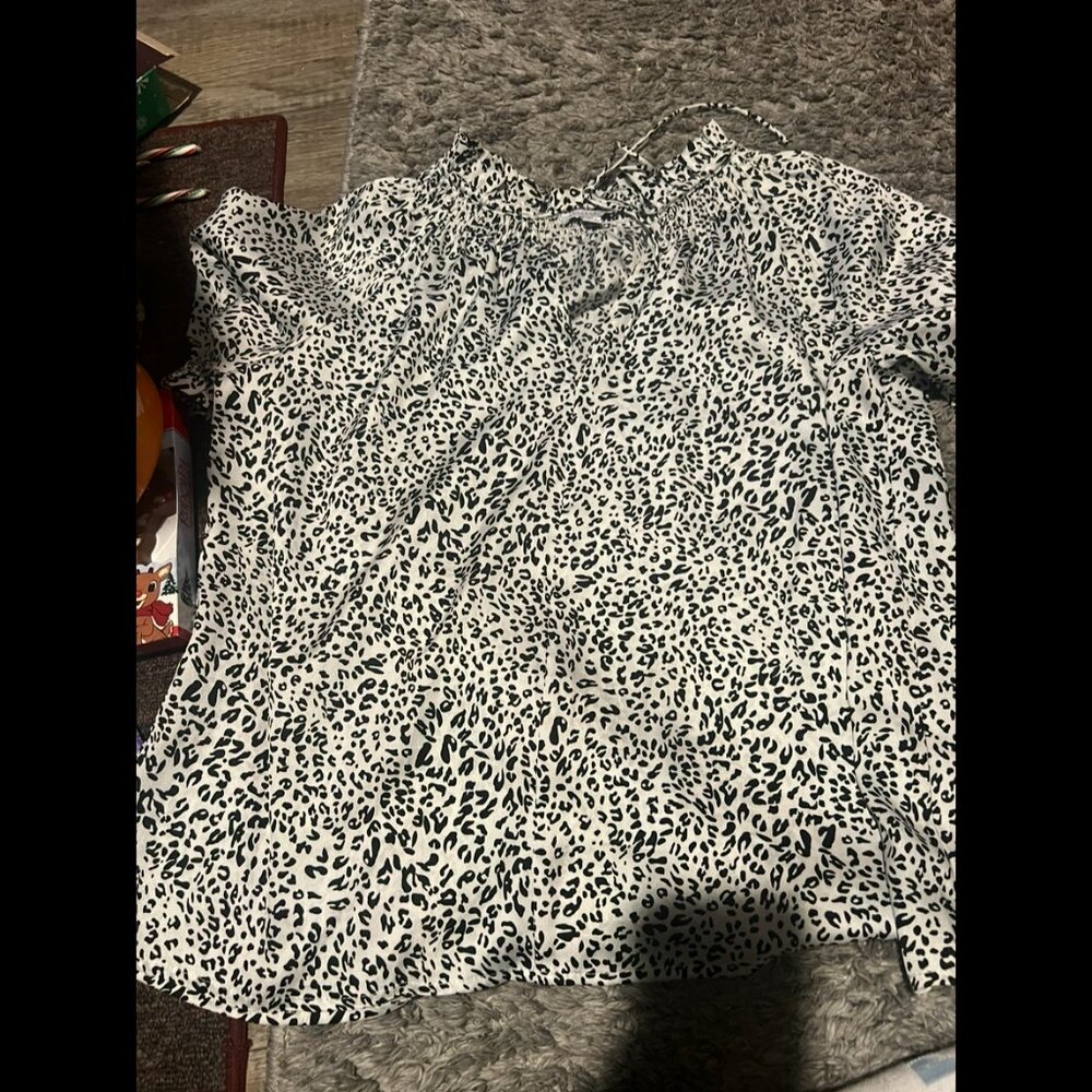 Current Air XS animal print‎ top